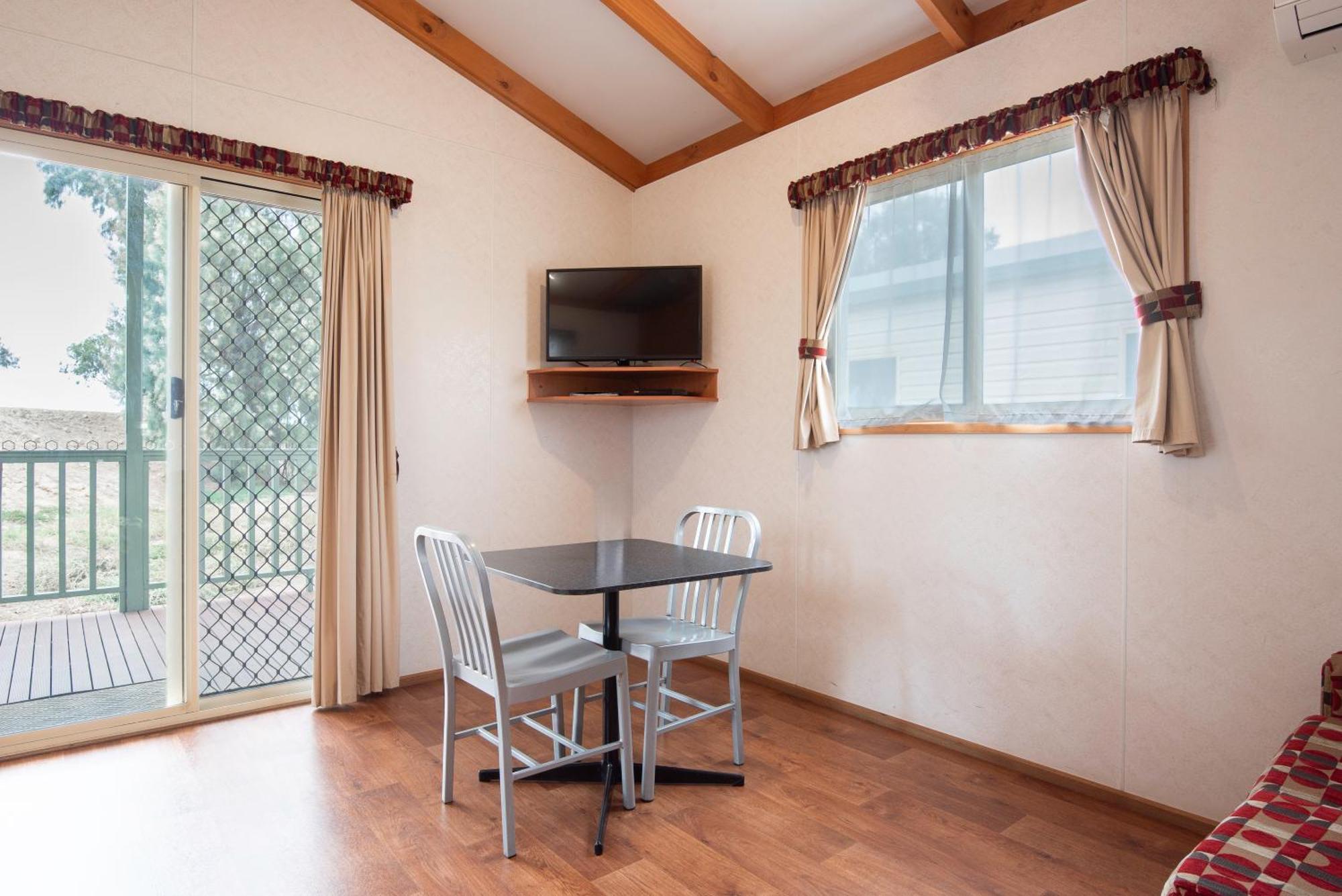 Echo Holiday Parks - Waikerie Luaran gambar
