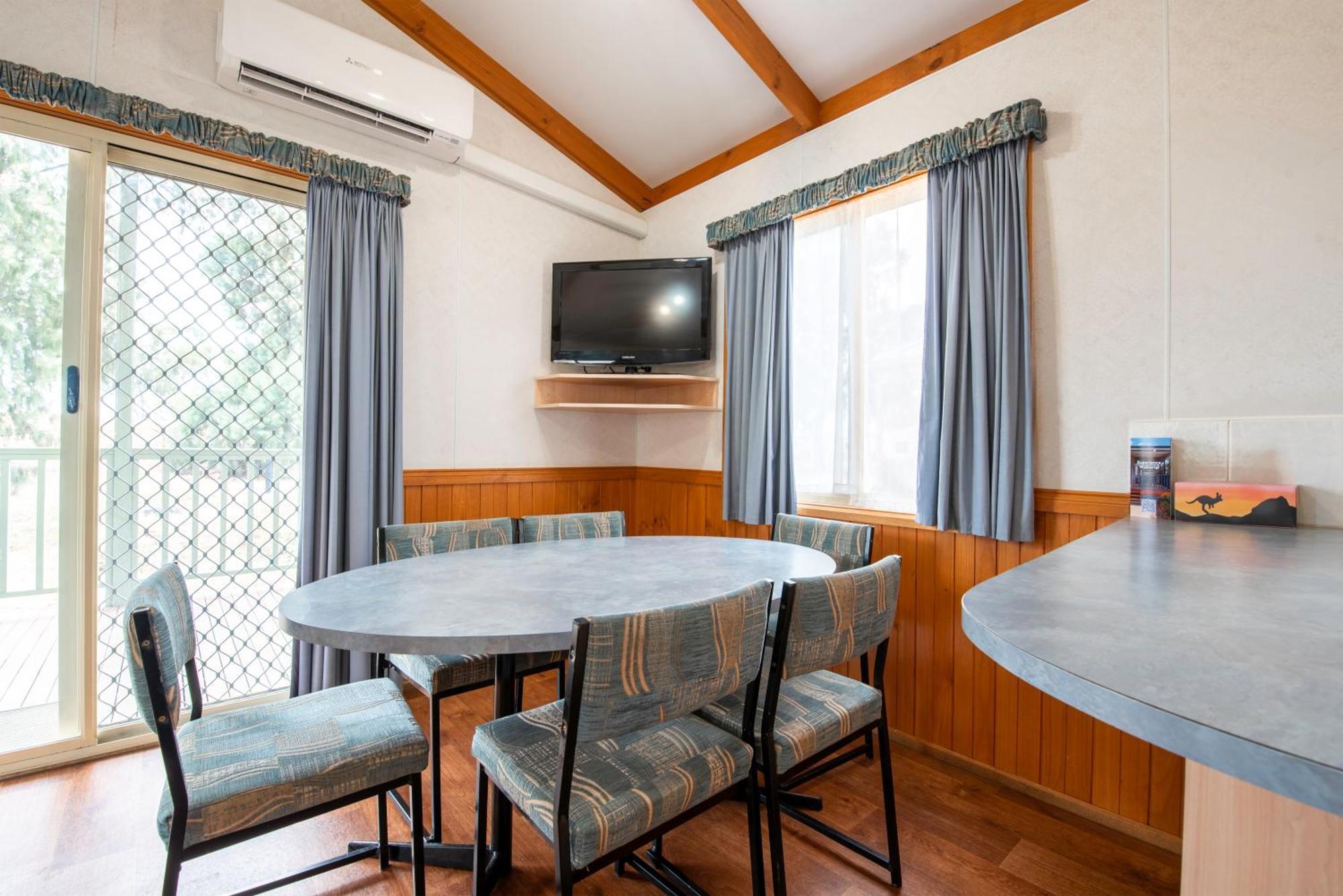 Echo Holiday Parks - Waikerie Luaran gambar